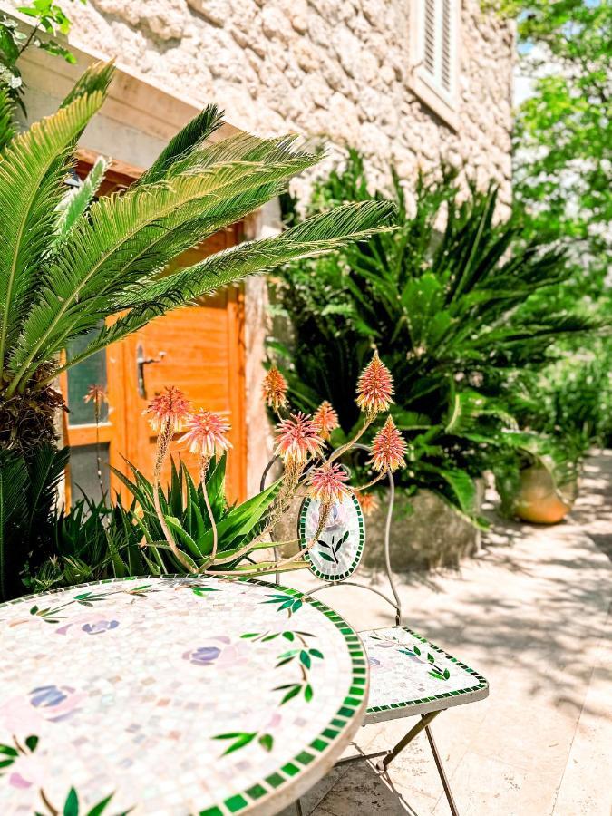 Sunny Villa, With Pool, Bbq, View, Parking Vila